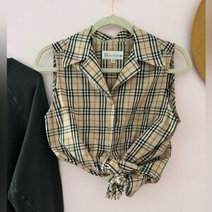 Burberry sleeveless button down shirt in classic tan plaid